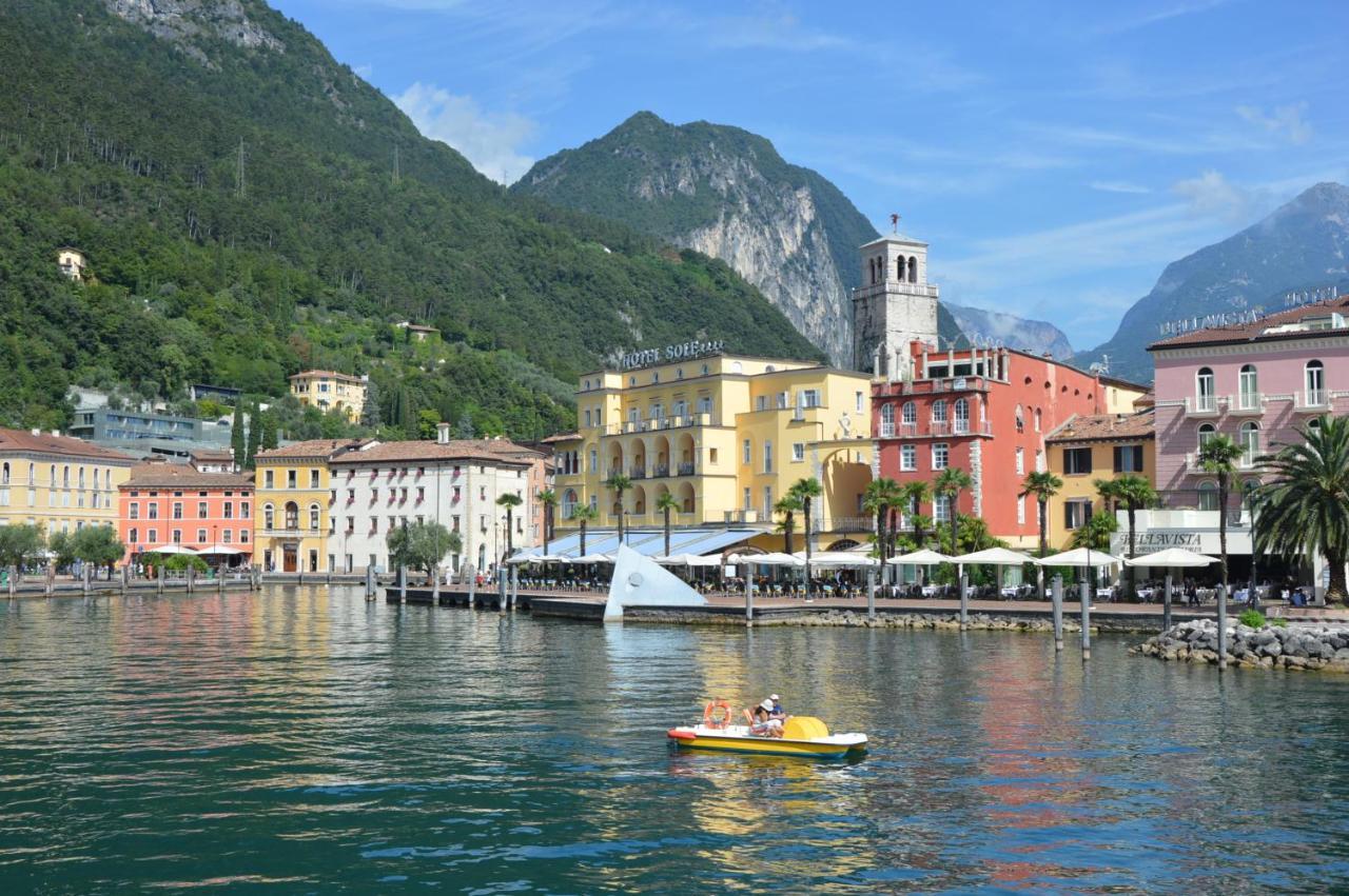 Appartamento Sunrise - Centro Storico N1 Riva del Garda Exteriör bild